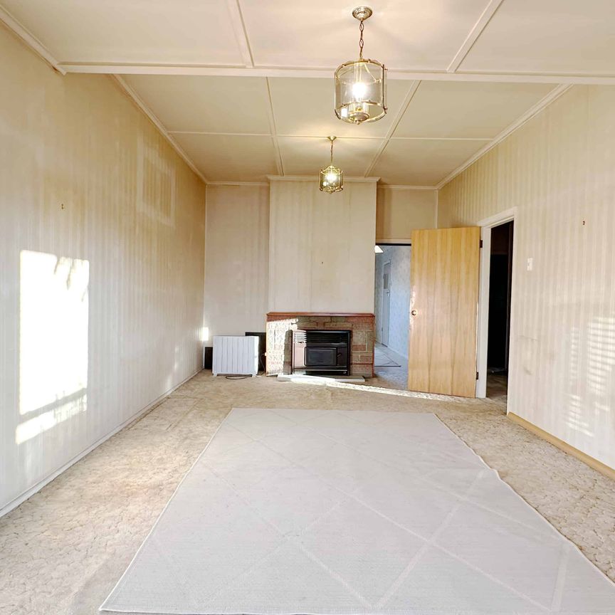 Charming 3-Bedroom Home in Westmere - Flexible Lease Options Available - Photo 1