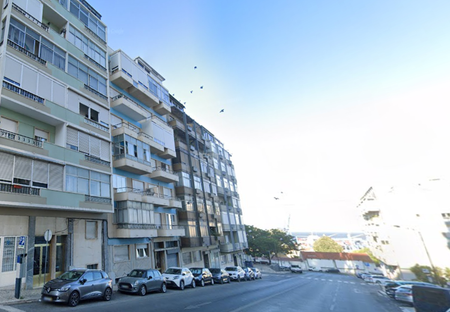 Apartamento T2 Mobilado e Equipado na Penha de França – Conforto e Conveniência no Coração de Lisboa - Photo 2