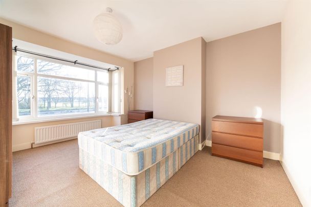 3 bed semi-detached house to rent in Coast Road, High Heaton, NE7 - Photo 1