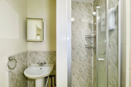 Fore Street, TIVERTON - Photo 5