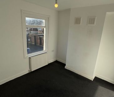 Cadogan Street, North Ormesby, Middlesbrough, TS3 6PX - Photo 2