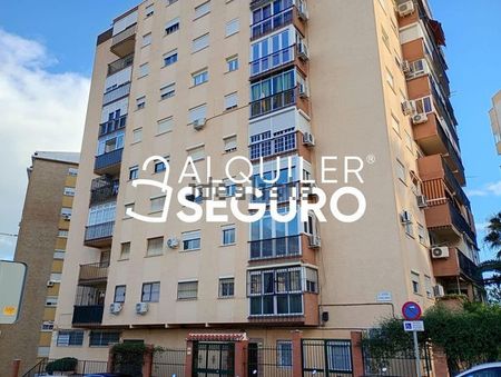 Alquiler de piso en Avenida Manuel Gorria - Photo 5