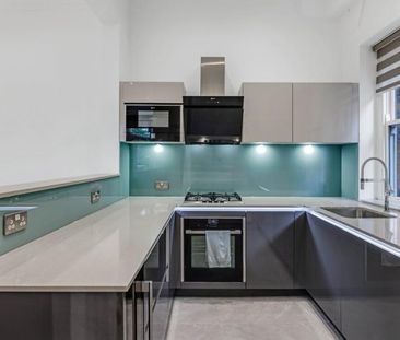 4 bedroom terraced house to rent - Photo 4
