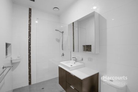 30/562 Little Bourke Street, Melbourne VIC 3000 - Apartment For Rent | Domain - Photo 3