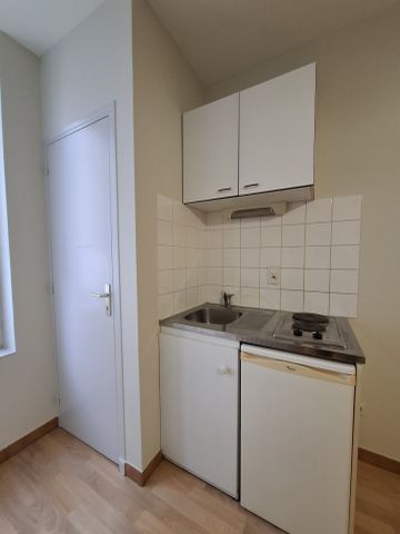 Location Appartement 1 pièce 17m² VICHY 03200 - Photo 4