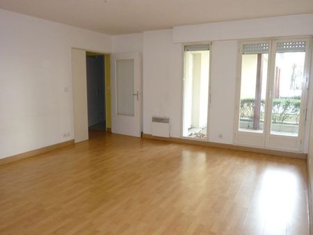 Location Appartement 3 pièces 68m² ORLEANS 45000 - Photo 2
