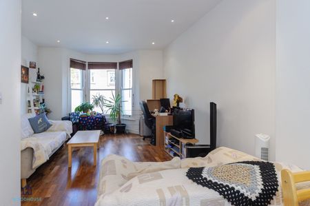 Aldred Road, London, NW6 - One Bedroom Flat To Rent - £462pw / £2,000pcm - Photo 2