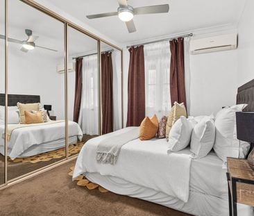 A sophisticated & charming terrace with rear lane access + parking ... - Photo 4