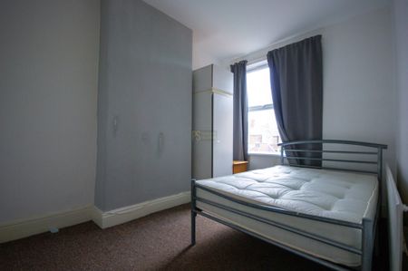 48 Kitchener Road - Photo 3