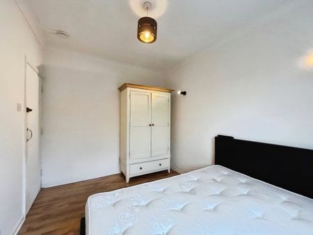 Bishop Bridge Road, NR1 4ET - Photo 2