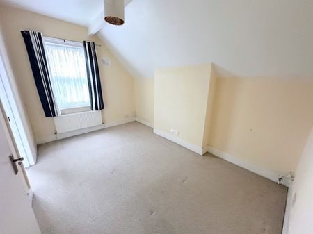 A 1 Bedroom Flat Instruction to Let in BEXHILL-ON-SEA - Photo 2