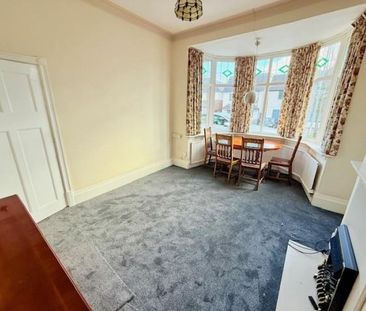 3 bedroom House To Let - Photo 2