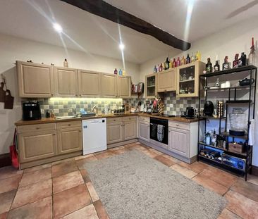 2 bedroom semi-detached house to rent - Photo 5