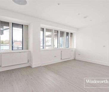 Arcadia Avenue, London, N3 - Photo 4