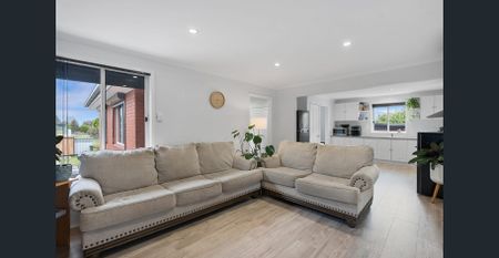 Family Living at Its Best - Photo 2