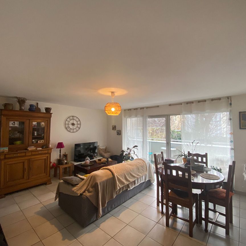 Location Appartement 2 pièces 70m² - Photo 1