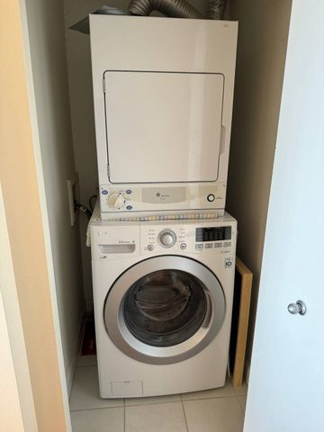 For Lease - 33 Sheppard Avenue Unit# 1710, Toronto, Ontario - Photo 3