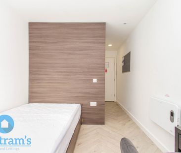 1 bed Shared House for Rent - Photo 4