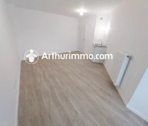 Location Appartement 1 pièces 26 m2 à Savigny-le-Temple - Photo 3