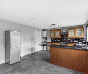 3 bedroom detached house to rent - Photo 6
