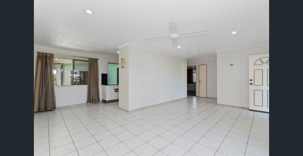 Beautiful Family Home in a Quiet, Convenient Pocket of Kirwan - Photo 1