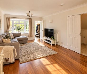 4 bedroom semi-detached house to rent - Photo 1