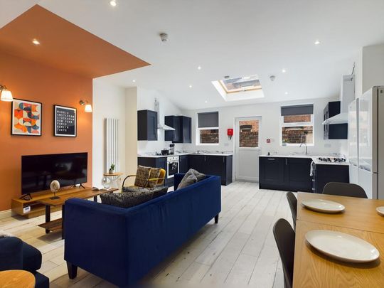 7 bedroom house to rent - Photo 1