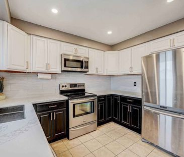 For Lease - 252 Lakeview Park Avenue, Oshawa, Ontario - Photo 3