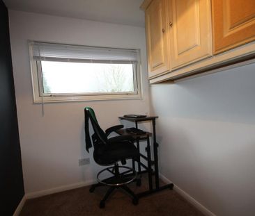 3 bedroom maisonette to rent - Photo 3