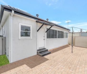 12 Violet Avenue, Liverpool, NSW 2170 - Photo 6