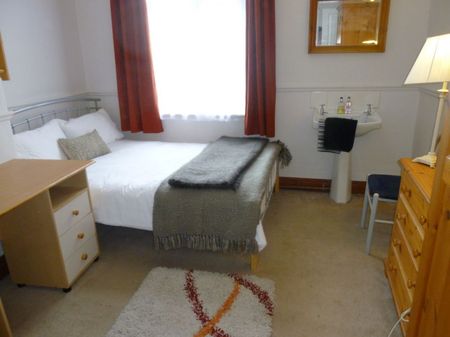 St Marks Road, PRESTON PR1 8TL - Photo 5