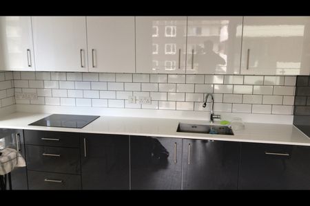 1 Bed Flat, Beck Square, E10 - Photo 2