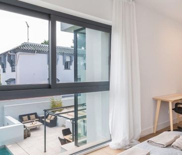 3 bedroom luxury Villa for rent in Nueva Andalucia, Andalusia - Photo 6