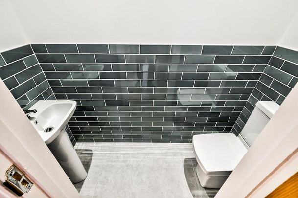 3 bedroom terraced house to rent - Photo 1