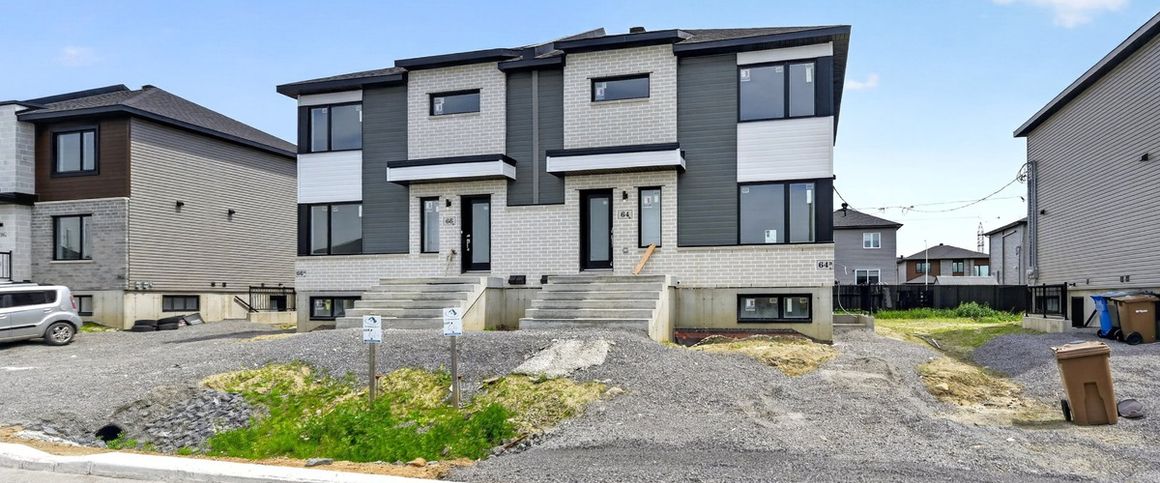 À louer / Maison à étages - Photo 1