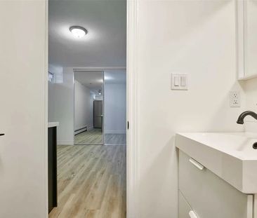 For Lease - 291 Scarlett Road Unit# 101, Toronto, Ontario - Photo 2