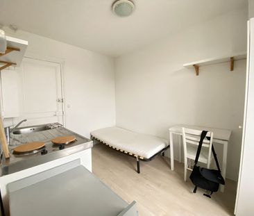 Location Appartement 1 pièce 10m² - Photo 6