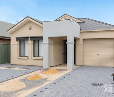 Modern, Stylish Living in Mawson Lakes - Photo 6