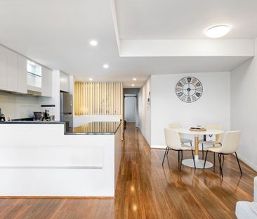 Oversized One Bedroom with Study and Storage Cage - Photo 5