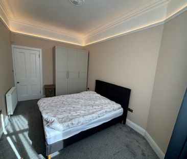 2 Bedroom Property To Rent - Photo 3