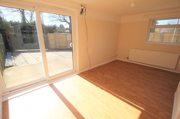 Gullands, Langley, Maidstone, Kent - Photo 1