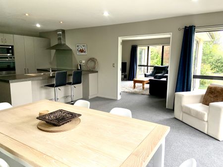 Halswell, 4 bedrooms - Photo 4