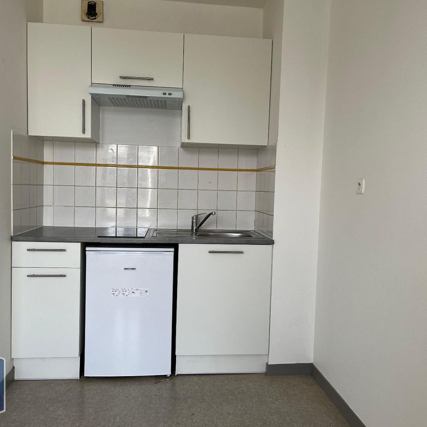 Location Appartement 1 pièce 30m² POITIERS 86000 - Photo 1