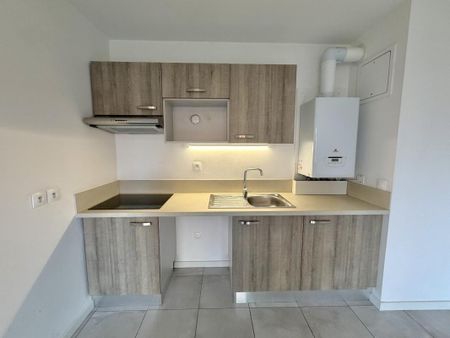 Location Appartement 2 pièces 43m² TALENCE 33400 - Photo 4