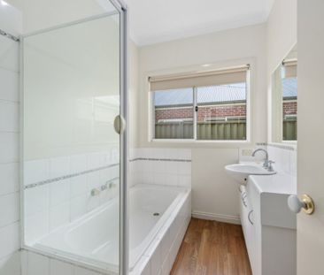 Three Bedroom Family Home in Ballarat East - Photo 6