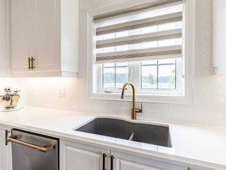 For Lease - 4051 Eternity Way, Oakville, Ontario - Photo 5