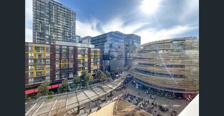 Luxurious 2-Bedroom Apartment at Haymarket Darling Square - Photo 2