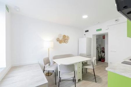 Calle del Alcalde Sáinz de Baranda, Madrid, Community of Madrid 28007 - Photo 4