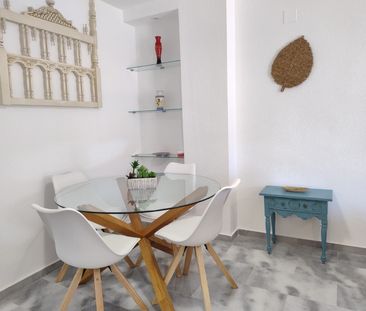 Middle Floor Apartment in Fuengirola - Photo 4