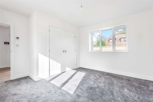 Lyne Gardens, Biggin Hill, Westerham, Kent, TN16 3BF - Photo 1